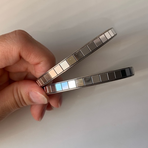 Two silver tone mirrored bangles - Picture 4 of 8